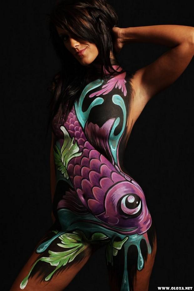 belas pinturas corporais em mulheres 15