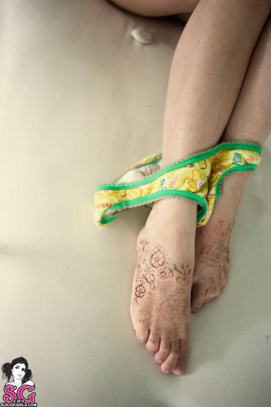 Morena gostosa pelada sem roupa