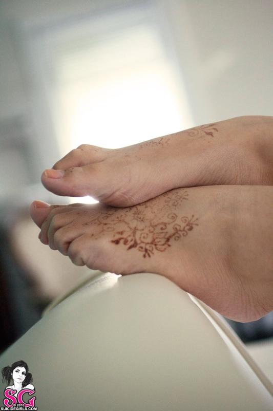 Morena gostosa pelada sem roupa