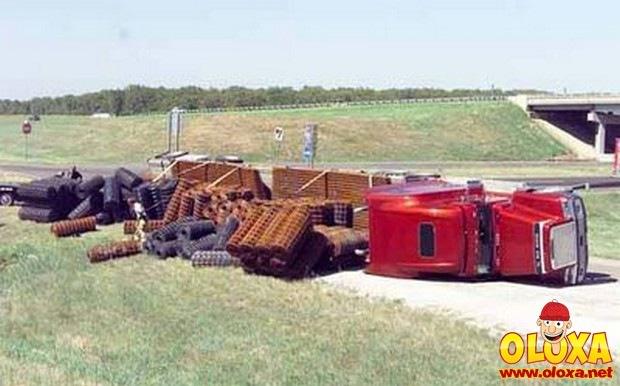 big_truck_accident_11