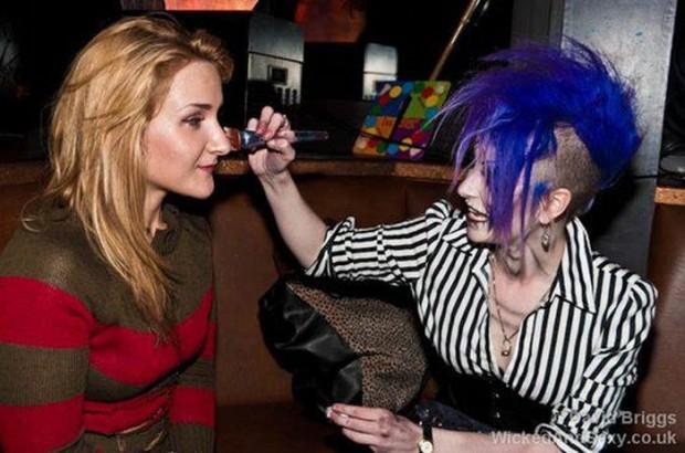 bizarre make up 31