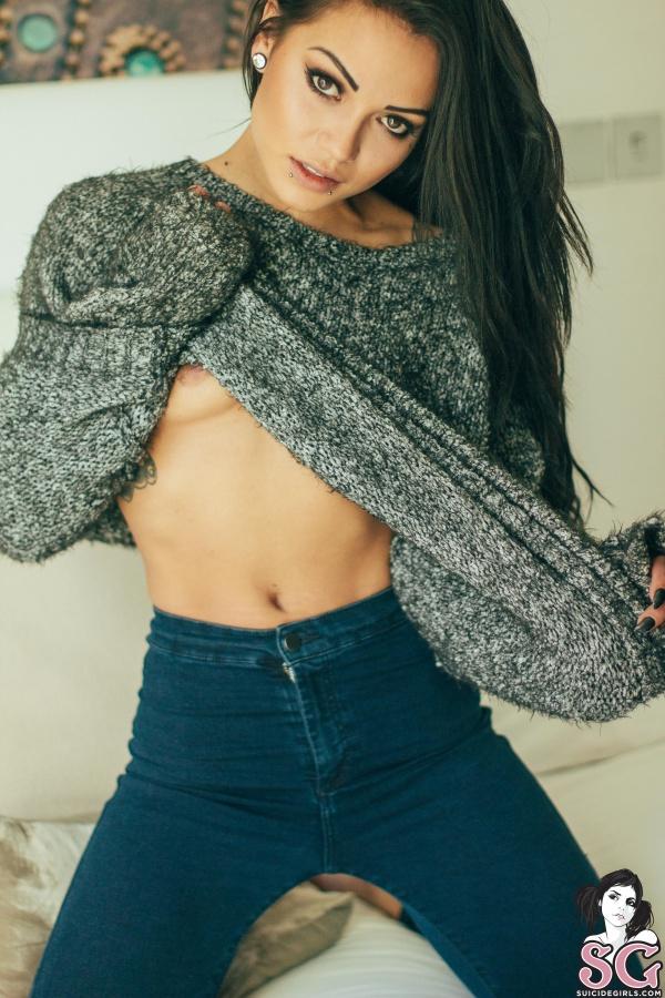 Morena malhada da bunda perfeita