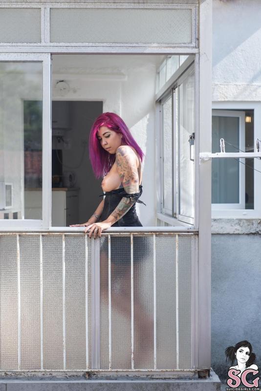 Morena cavala e muito gostosa sensual