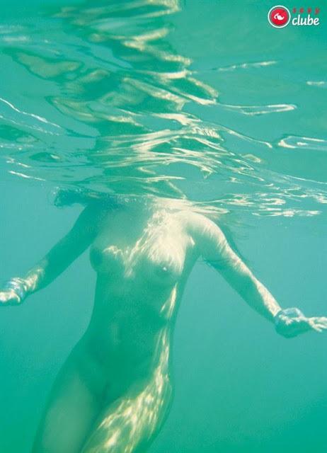 Atriz brasileira gostosa peladinha para a Revista Sexy 