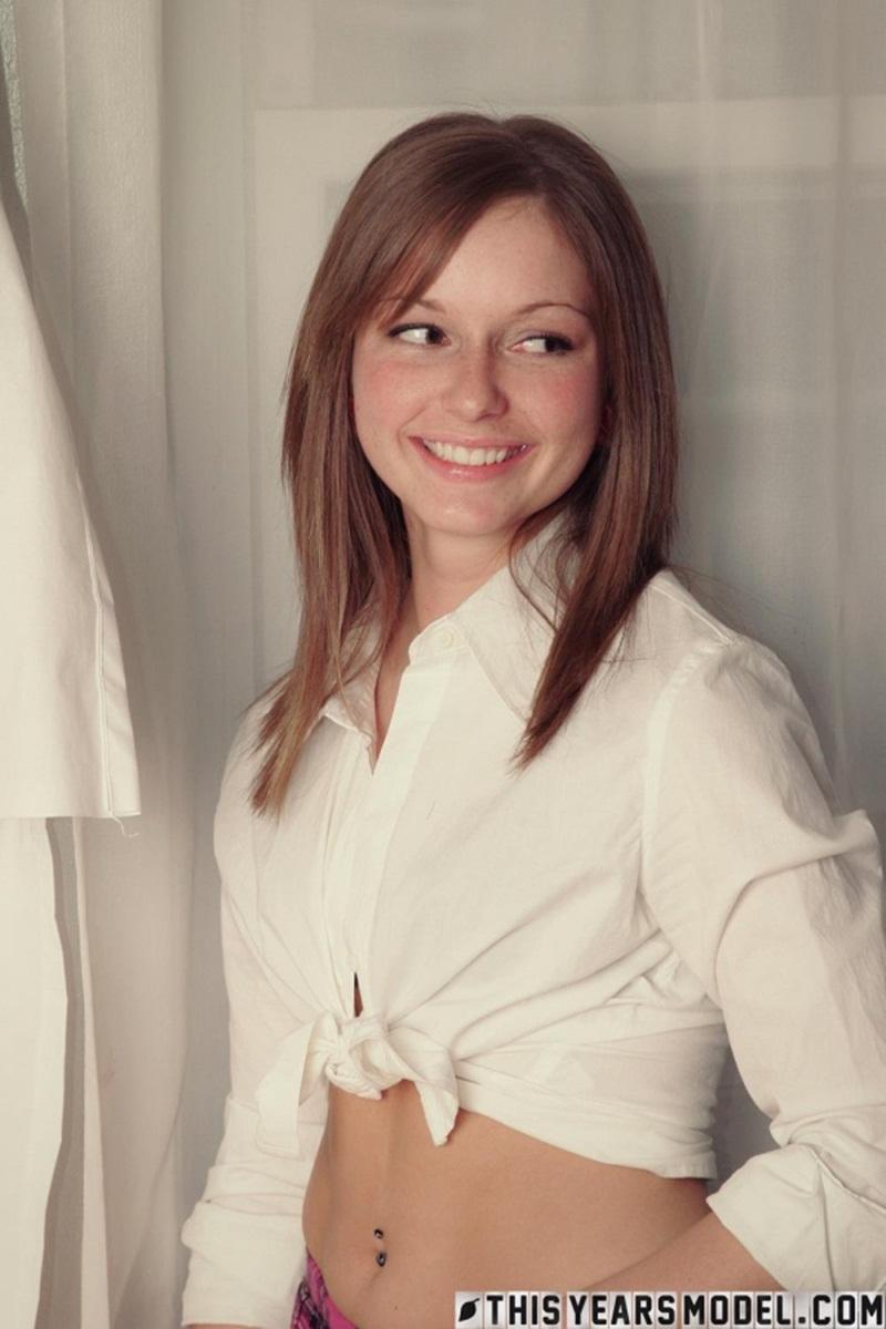 Cookie morena gostosa peladinha bem safadinha e sensual