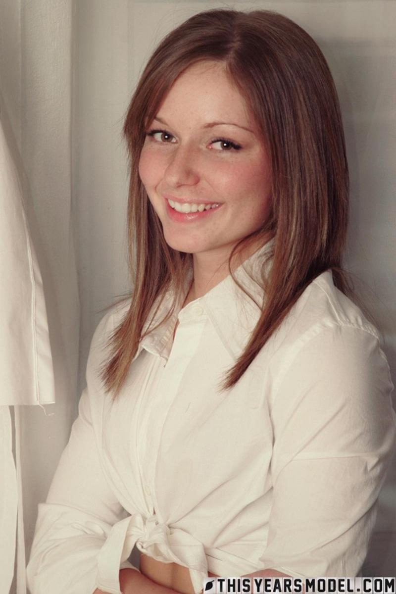 Cookie morena gostosa peladinha bem safadinha e sensual