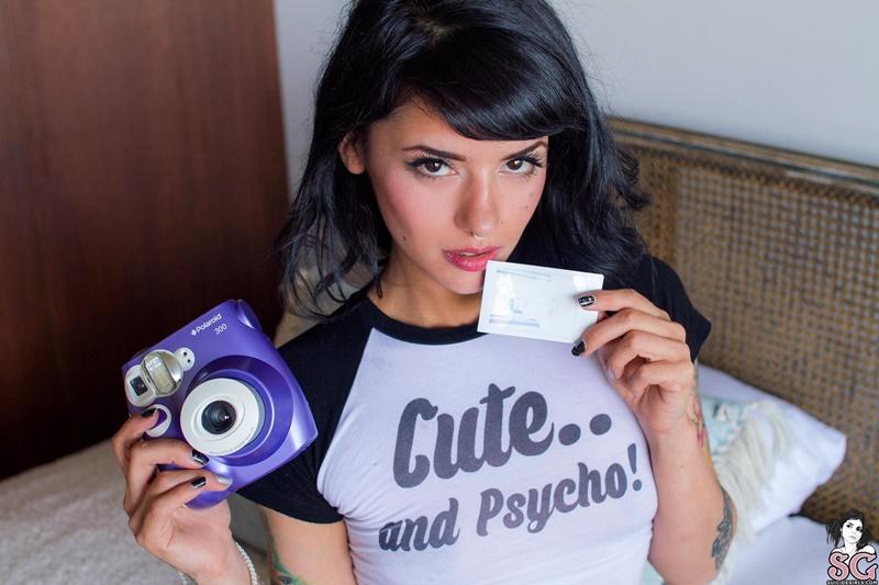 Gostosas de calcinha de renda se pegando safadas