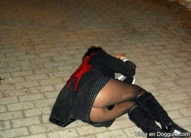 Garotas Bêbadas e Depravadas Mostrando Tudo Sem Um Pingo de Juízo 28 cu de bebado nao tem dono 15