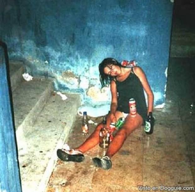 Garotas Bêbadas e Depravadas Mostrando Tudo Sem Um Pingo de Juízo 32 cu de bebado nao tem dono 19