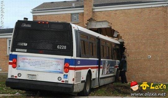 curiosos e estranhos acidentes de carro (18)