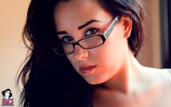 Dot Suicide Girls ruiva tatuada bucetuda rabão gostoso pealada