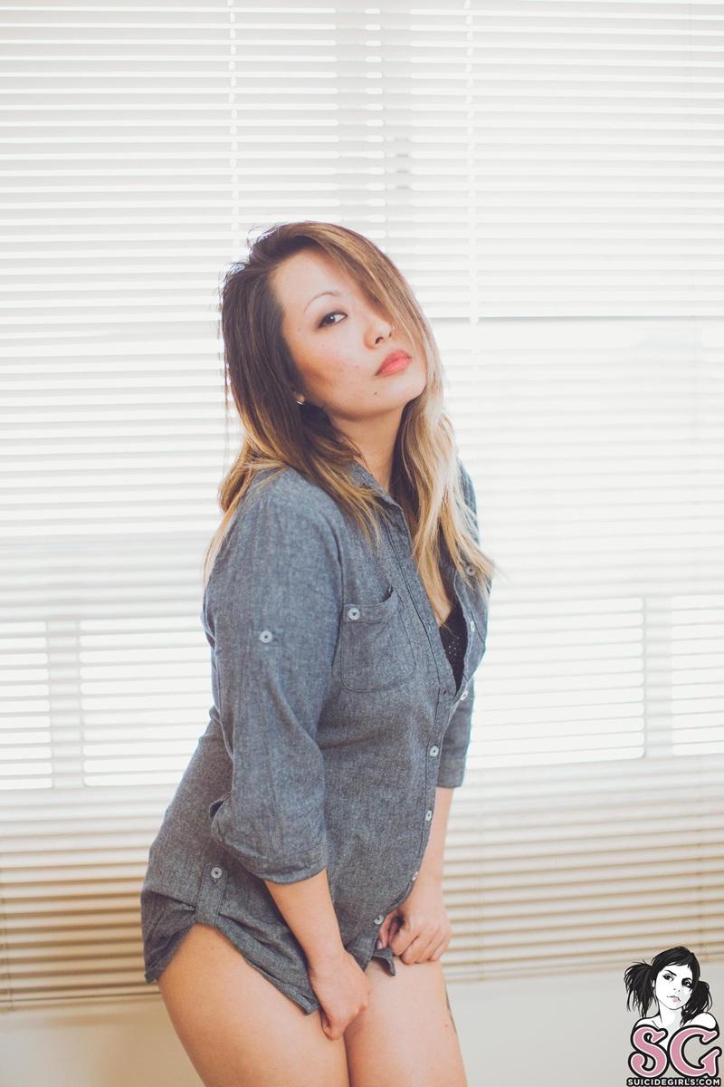 Drica Suicide Girls japa gostosa da buceta depilada nua