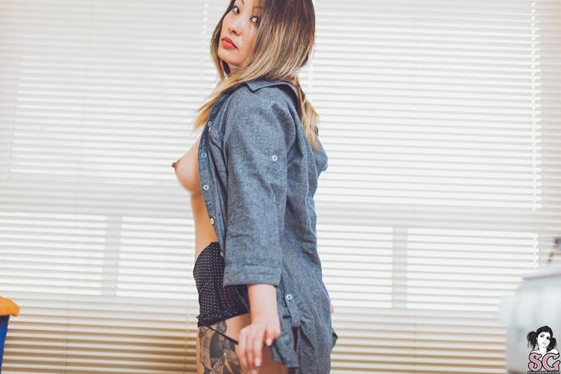 Japa gostosa da buceta depilada nua