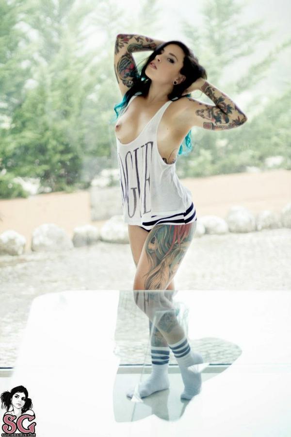 Eden Suicide Girls morena tatuada com piercing na bucetinha 14 Eden Suicide Girls morena tatuada com piercing na bucetinha gostosa