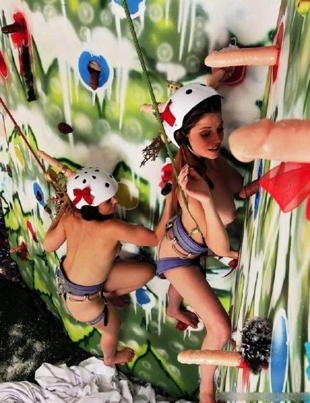 Só capacete, cintas e uma parede cheia de rola