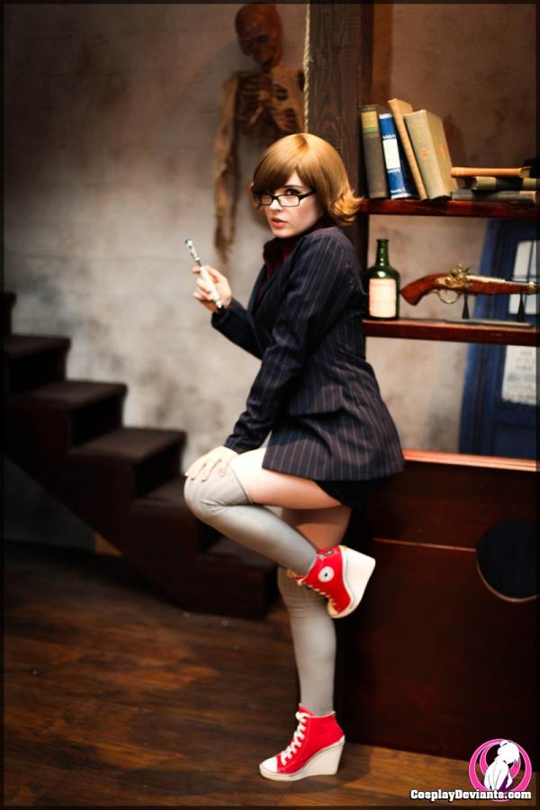 Cosplay nerg moreninha gostosa nua