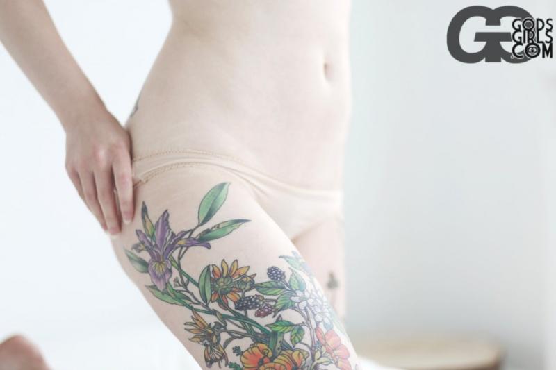 Branquela peludinha peituda