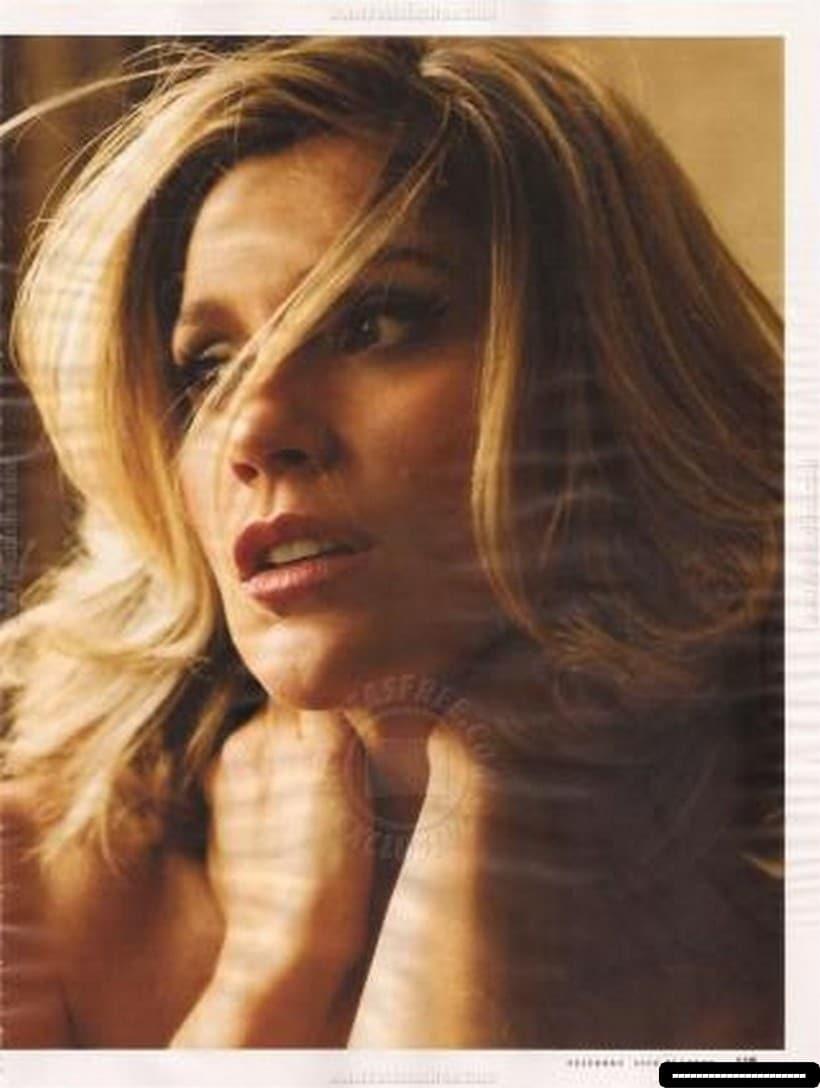 flavia alessandra nua na playboy 2009 18