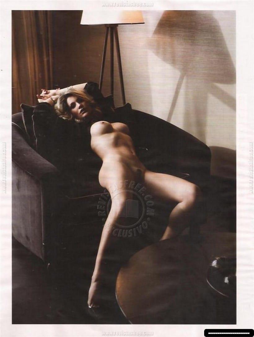 flavia alessandra nua na playboy 2009 7