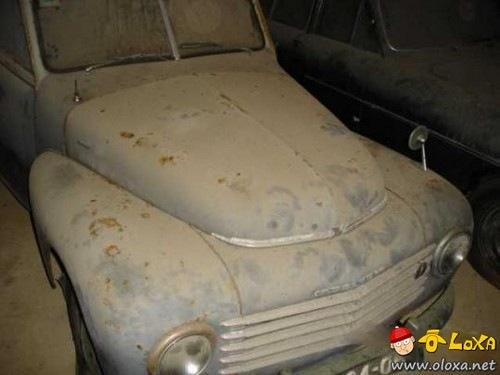 Celeiro misterioso encontrado com as portas soldadas