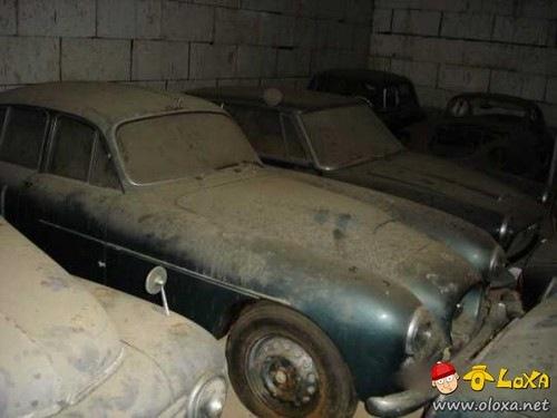 Celeiro misterioso encontrado com as portas soldadas