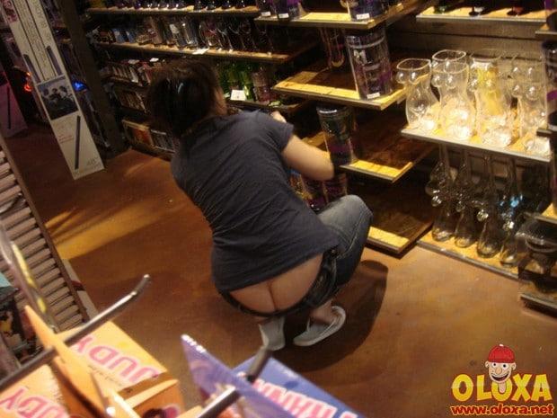 garotas pagando cofrinho 9