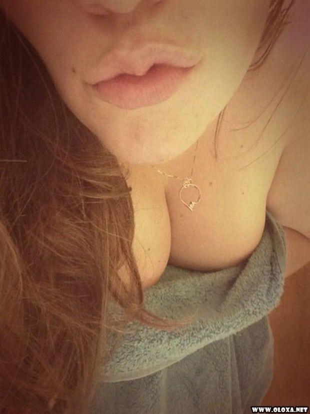 garotas saindo do banho 18