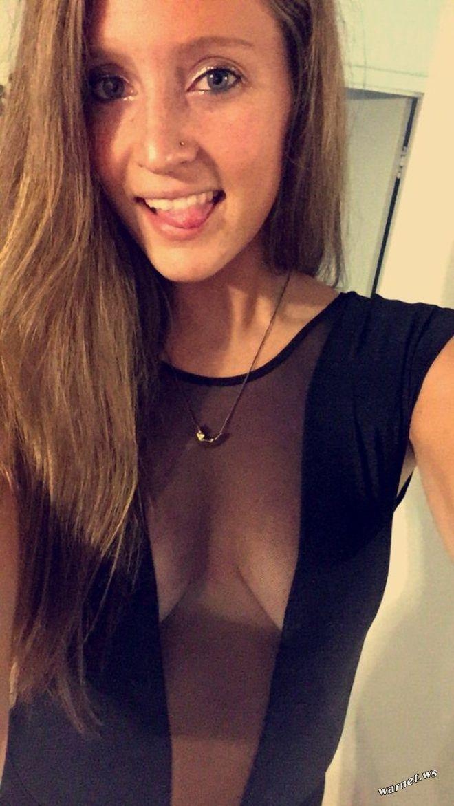 gostosas com vestidos transparentes decotados 10