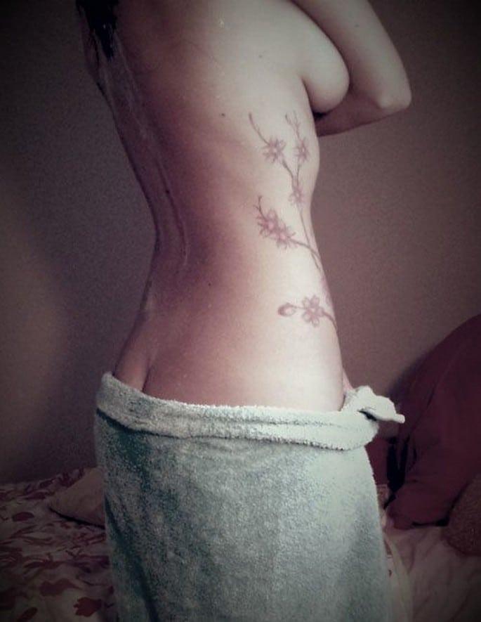 gostosas-de-toalha-saindo-do-banho-7