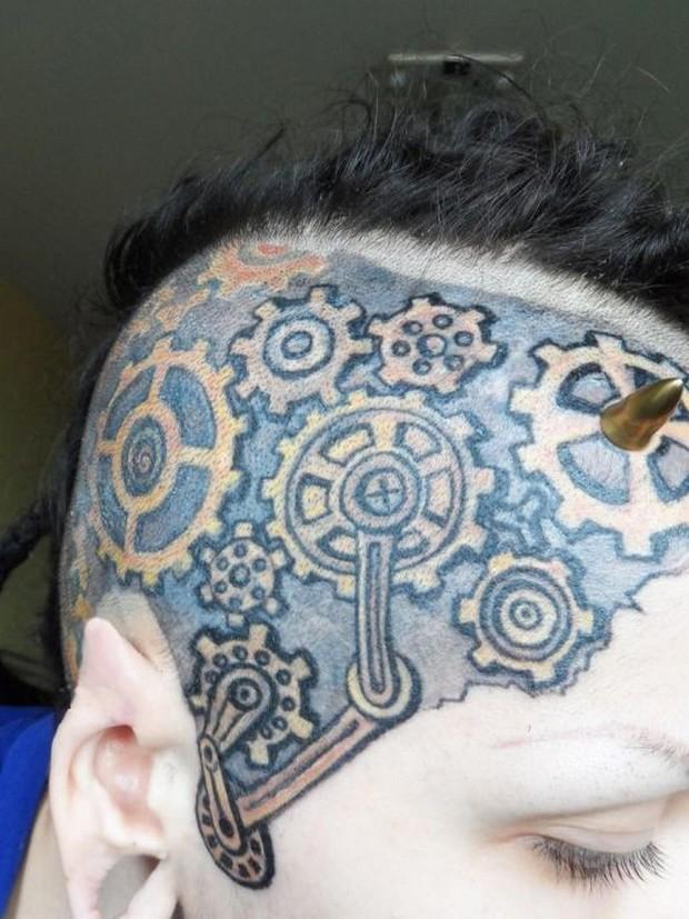 kristina rei labios tatuagem 25