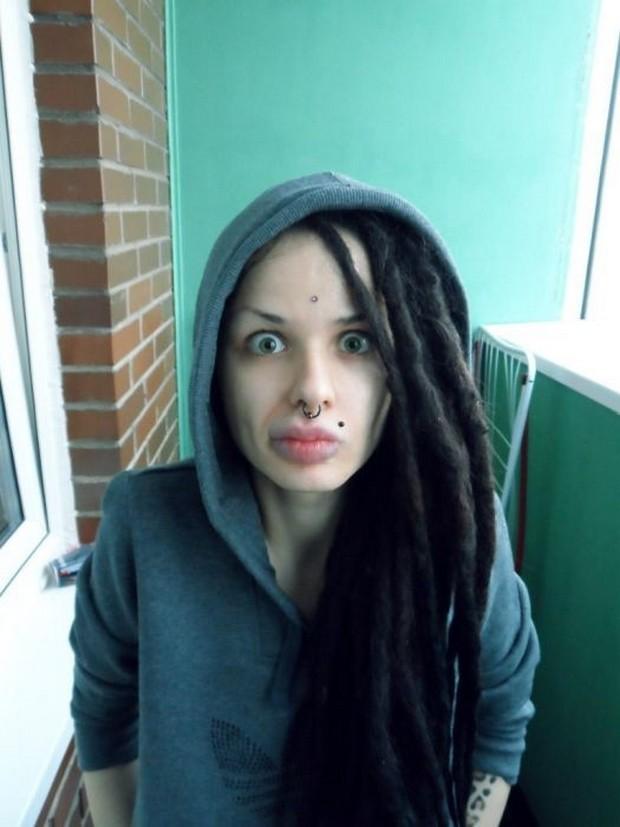 kristina rei labios tatuagem 26