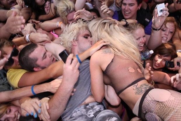 lady-gaga-lollapalooza-justin-tranter