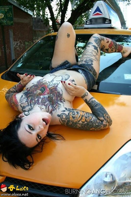 mulheres-tatuadas-13