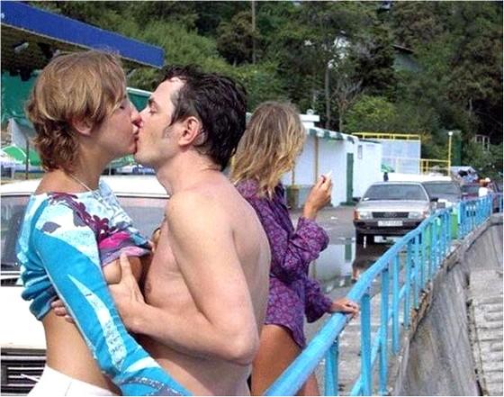 fazendo sexo em público