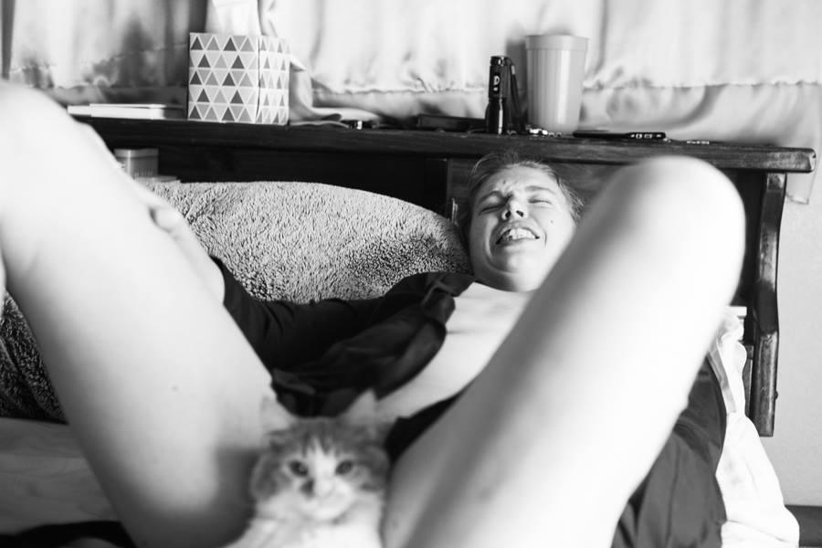 Casal faz ensaio de fotos do noticias doida gatinho 5