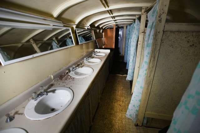 Bunker antiapocalipse feito por um homem nos EUA 22 noticias doidas abrigo7