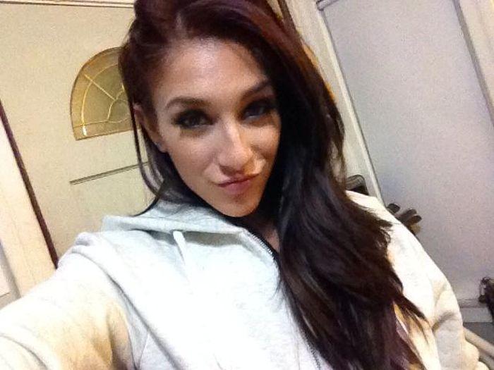 Estrelas Pornô na Vida Real – Sim, Elas Também Usam Roupa 45 oloxa-12