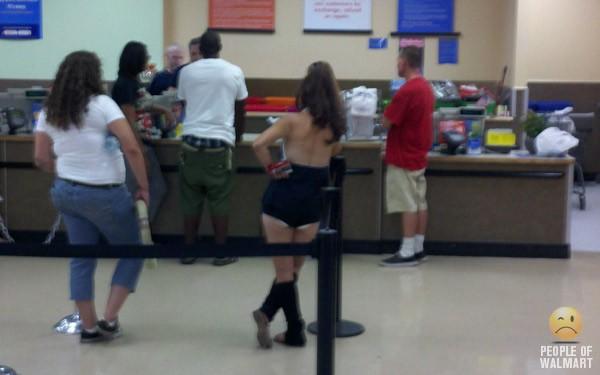 pessoas esquisitas em supermercado 14