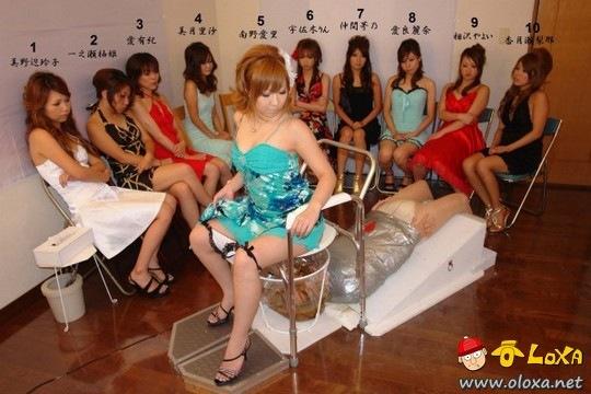 Entre o fetiche e a insanidade: Japão sendo Japão.