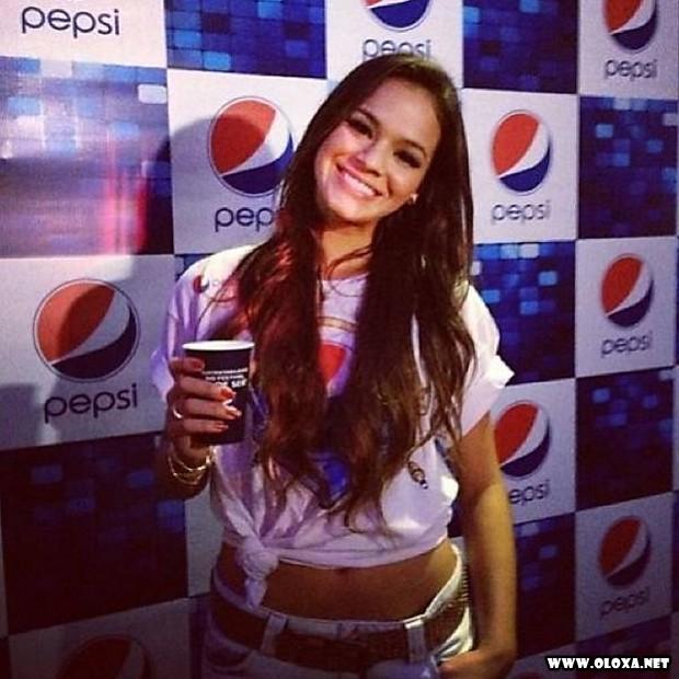 revista vip novembro bruna marquezine 25