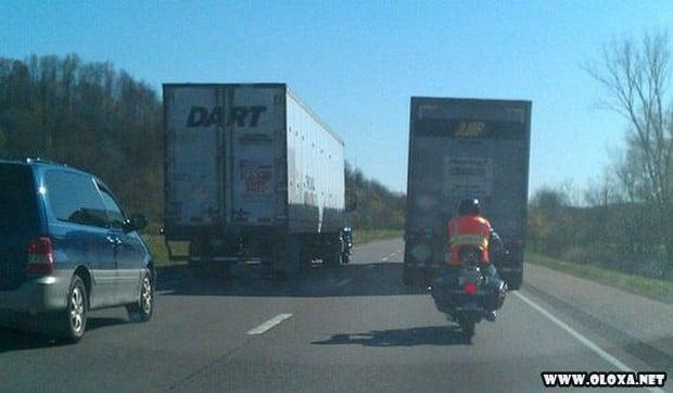 se voce faz isso por favor se mate 30