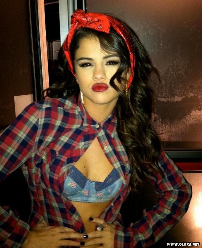selena gomez nua 22