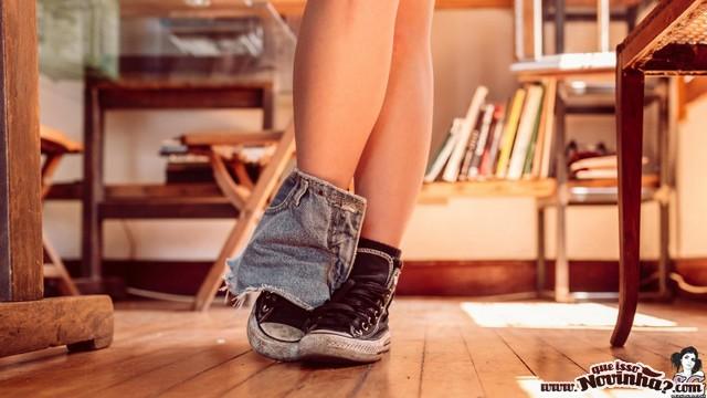 suicid girl fah peituda nerd 20