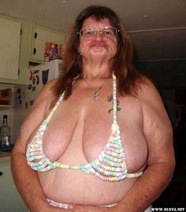 trajes de banho bizarros pelo mundo 2