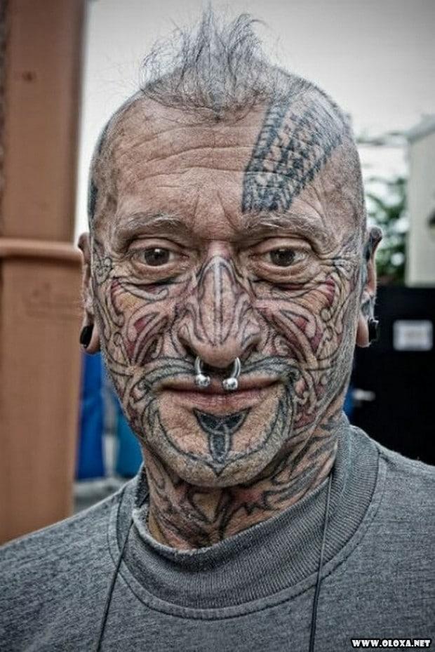 viciados em tatuagem 1