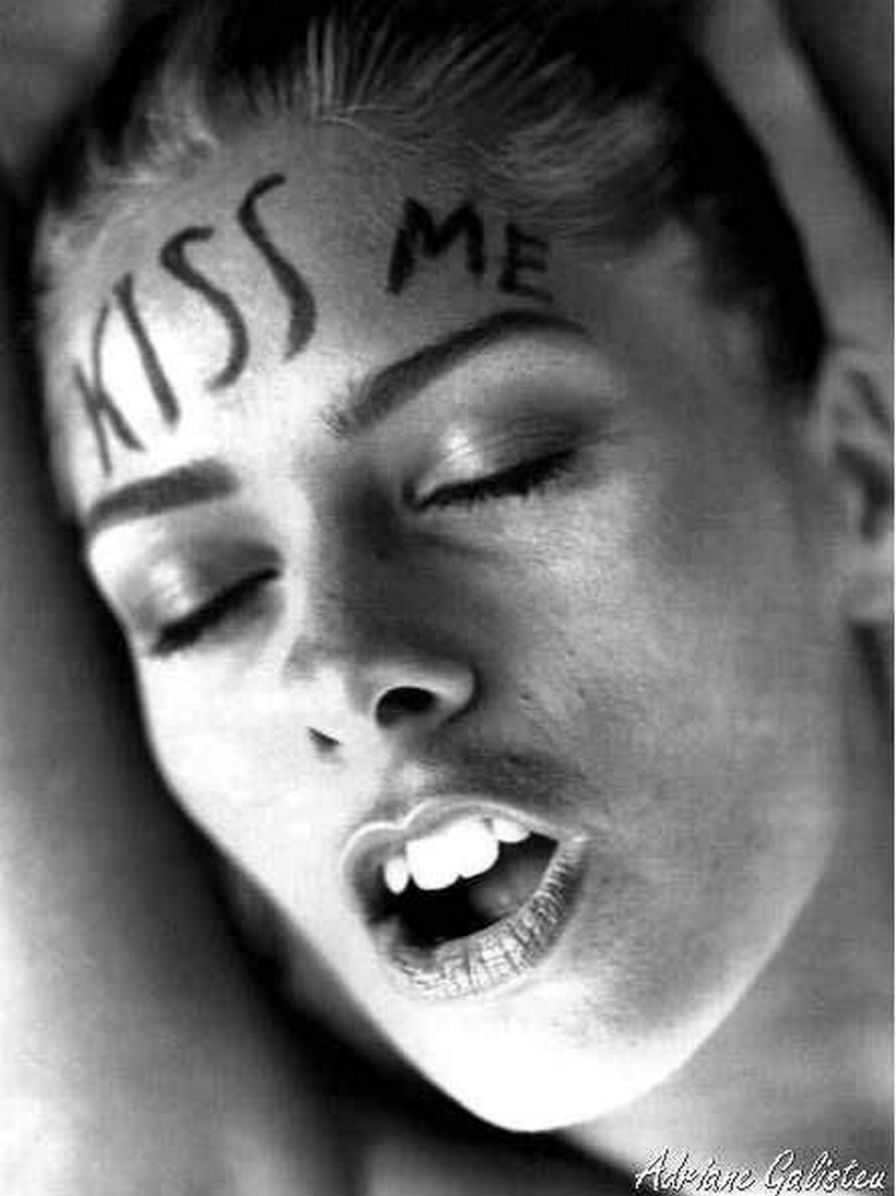 Playboy Adriane Galisteu 1995 13