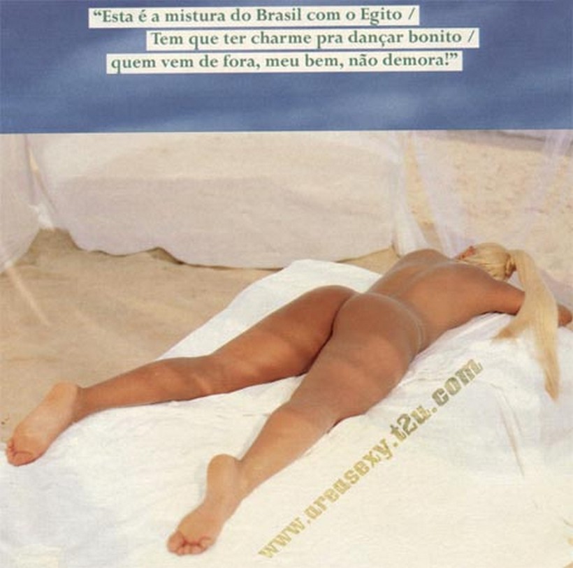 Playboy Abril 1998 Carla Perez 29 fotos 13