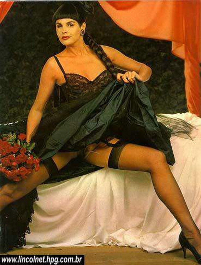 Playboy Novembro 1993 Monique Evans 11 fotos 6