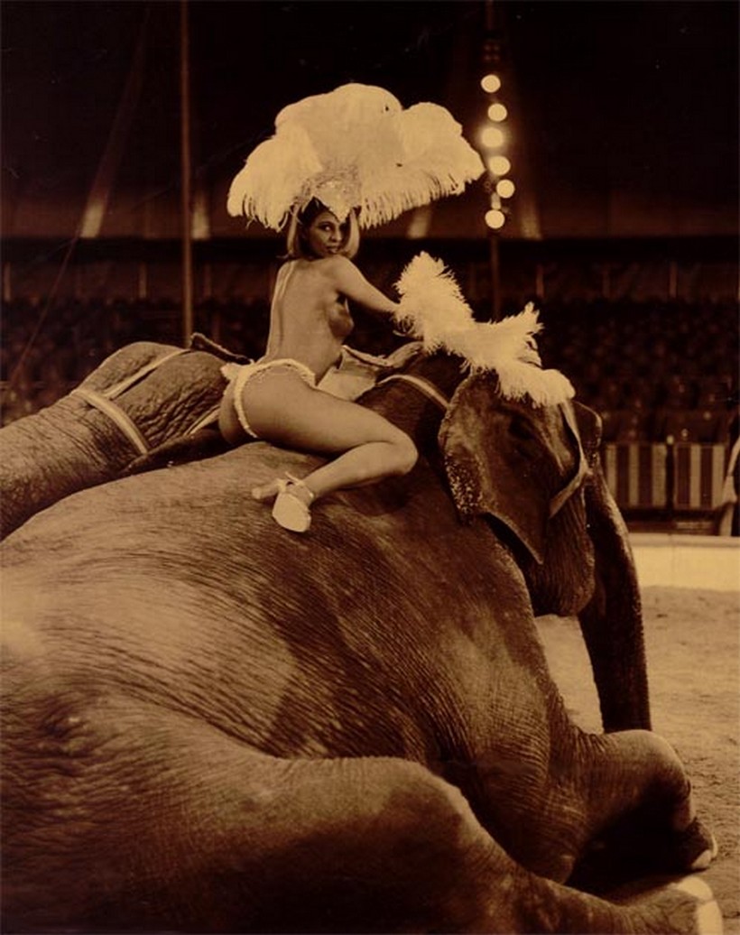 Playboy Outubro 1998 Banana Split 17 fotos 4